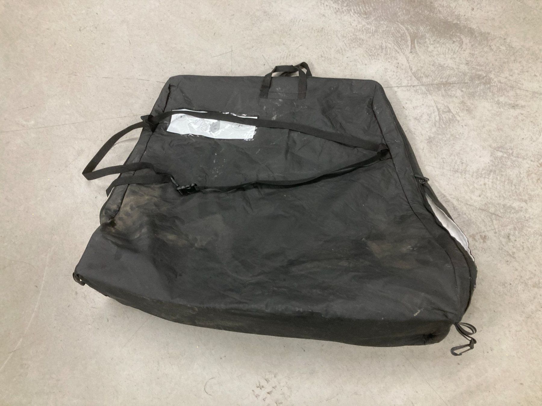 Jeep Tutti pezzi di ricambio auto: Jeep Wrangler Hardtop Tasche 68298539AB – Usato da Cham venduto da WB2223 8