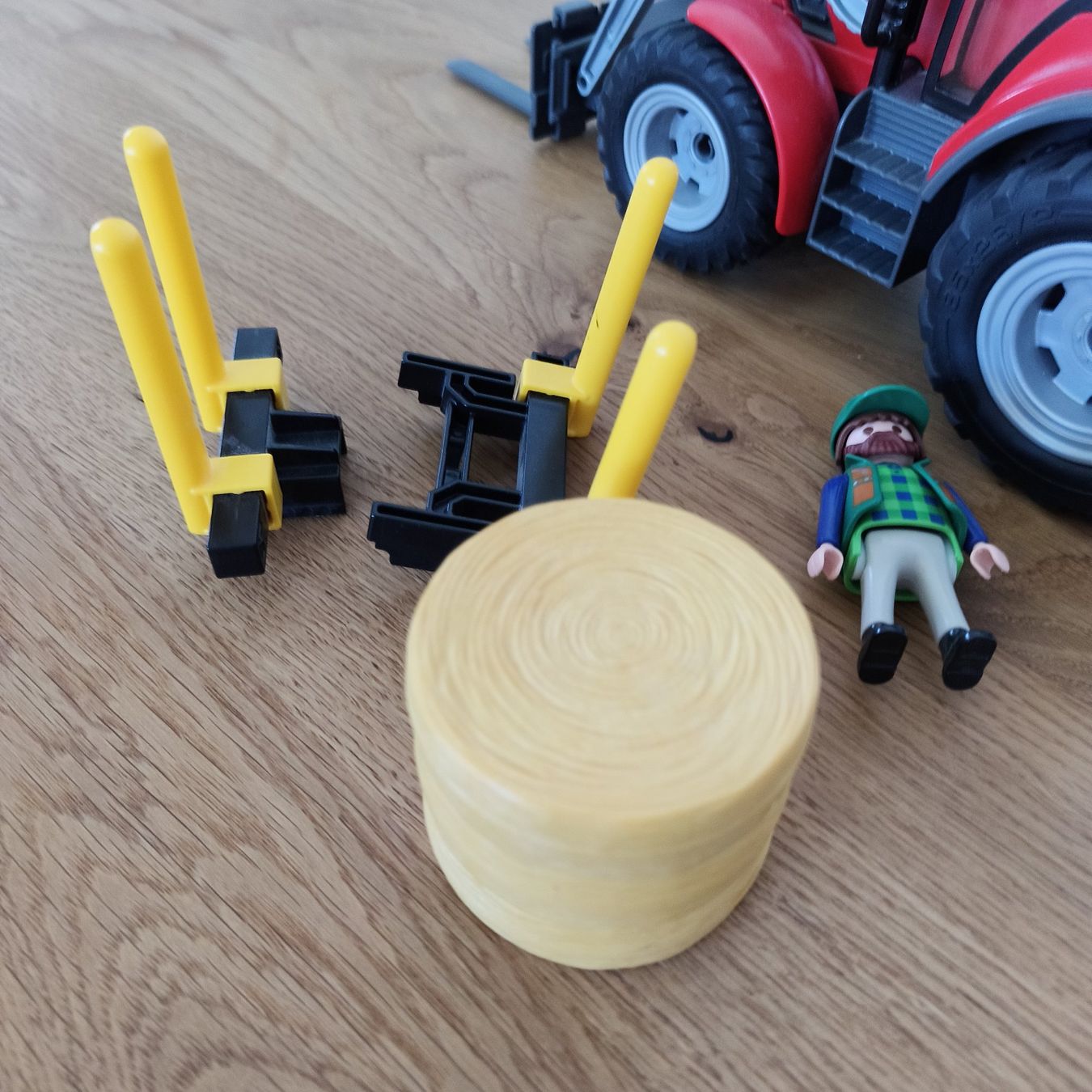 Playmobil Giocattoli: Playmobil Traktor, Heuballen, Schneepflug – Usato da Meilen venduto da FAVALLID 4