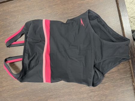 Maillot Speedo sculpture