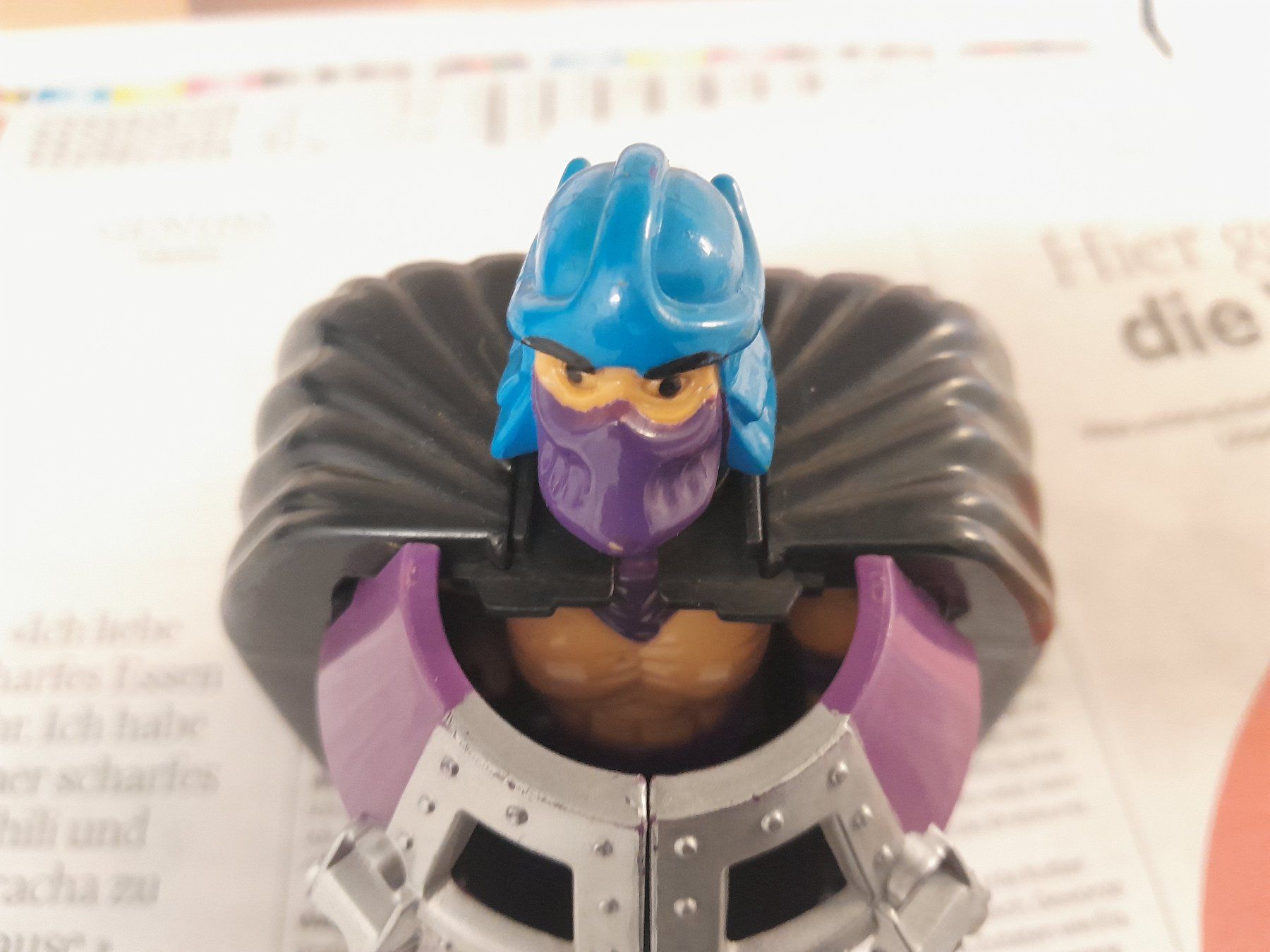 Statuette: Teenage Mutant Ninja Turtles Shredder – Usato da Rüti ZH venduto da Alemanni 8