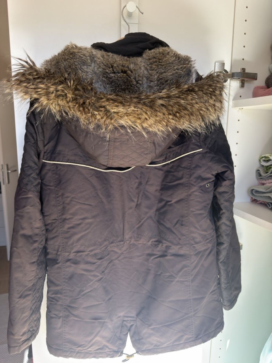 Vestes & Manteaux: M&S winter jacket for girls  – D'occasion à Bernex par Michuwil 1