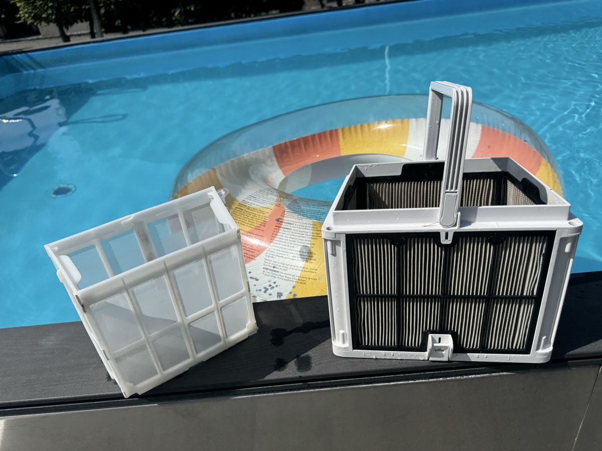 Dolphin Accessori per Piscine: Maytronics Dolphin RW 200 Pool-Reinigungsroboter – Usato da Horriwil venduto da kreidlerkari 9