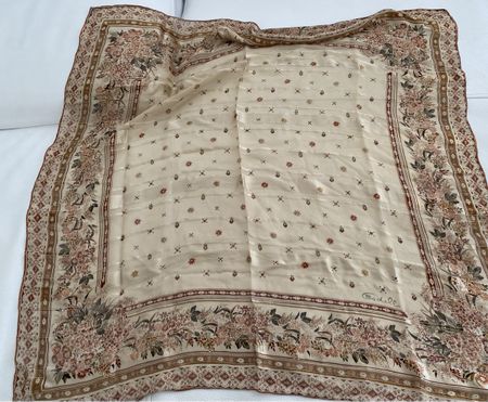 Codello Seiden Foulard 🌸