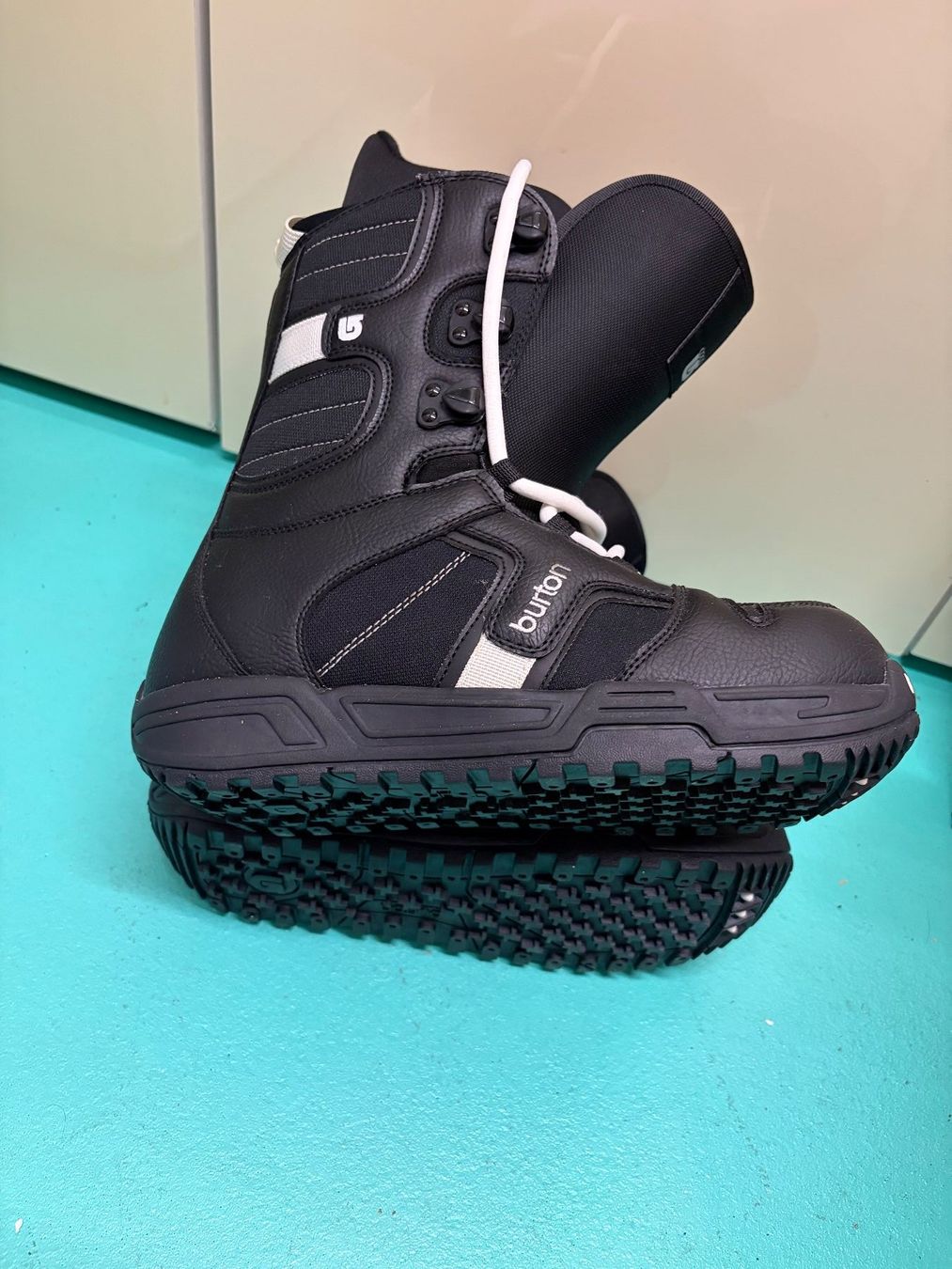 Burton Scarpe da uomo: Burton Snowboard Boots Grösse 42 – Usato da Eglisau venduto da swisstaurus 3