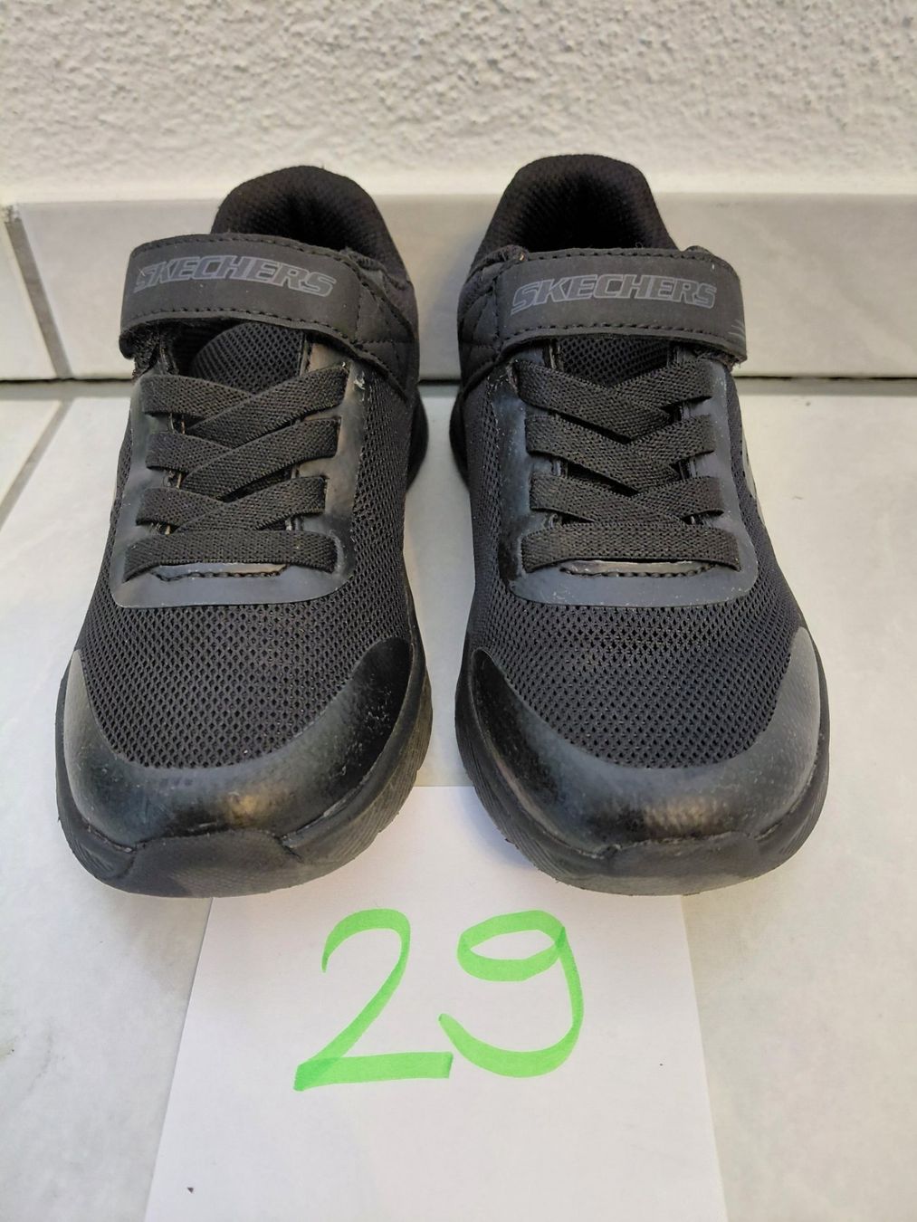 Skechers Scarpe per ragazzi: Turnschuhe Skechers, Grösse 29 – Usato da Schwyz venduto da Gilmour83 1