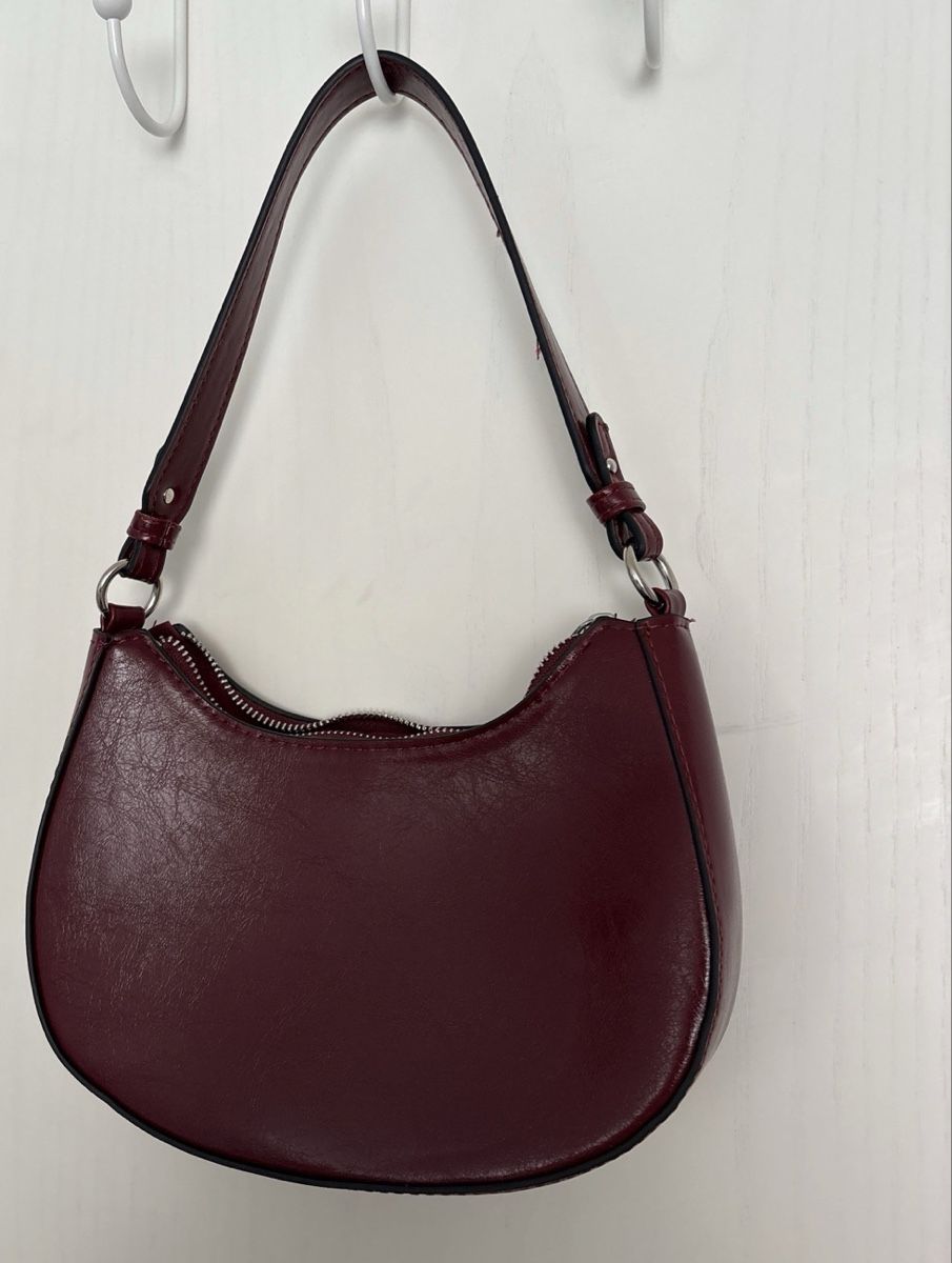 Stradivarius Taschen für Damen: Schultertasche dunkelrot – Neu (gemäss Beschreibung) aus Wetzikon ZH von sarahlarissa03