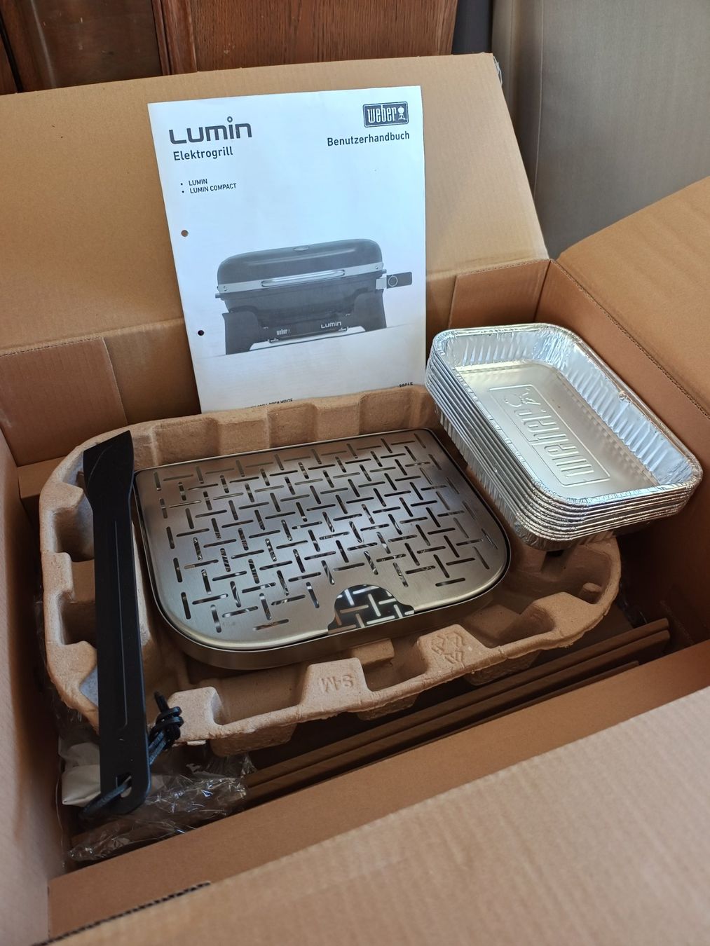 Weber Griglie: Weber Lumin Compact Elektro Grill – Usato da Emmetten venduto da Hornberger 5