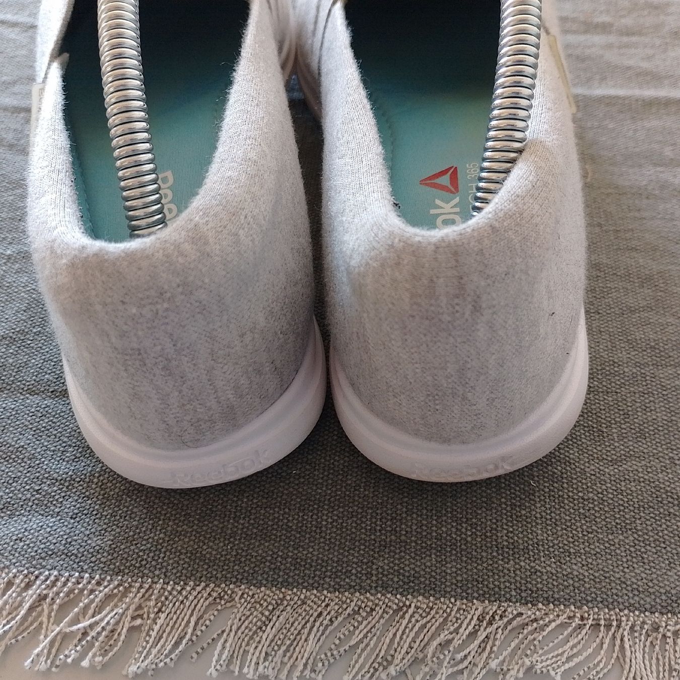 Reebok Scarpe da uomo: Reebok Slip ons, Memorytech 365 – Usato da Uznach venduto da EMaria83 2