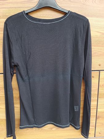Tshirt manches longues noir liseré argent voile de cachemire