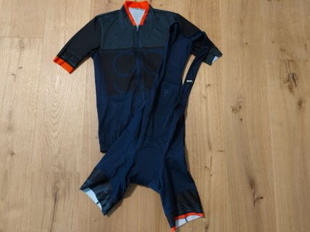 SMS Santini Sleek 99 Rennrad Radtrikot Trikot Trägerhose