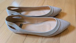 Elegante Bata Ballerinas, Grösse 39, beige, kaum getragen