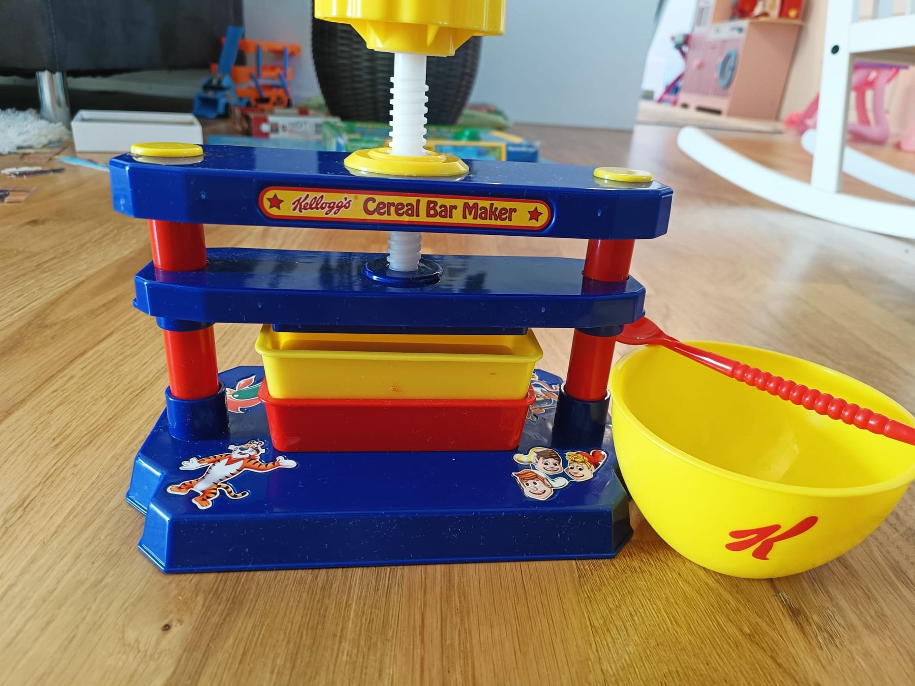 Küchengeräte: Kelloggs Cereal Bar Maker - Müsliriegel Set – Gebraucht aus Muri AG von Mupuputs