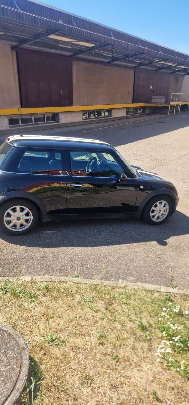 Mini Automobili: Mini Cooper Automat frisch ab MFK – Usato da Zürich venduto da zh_tech 2