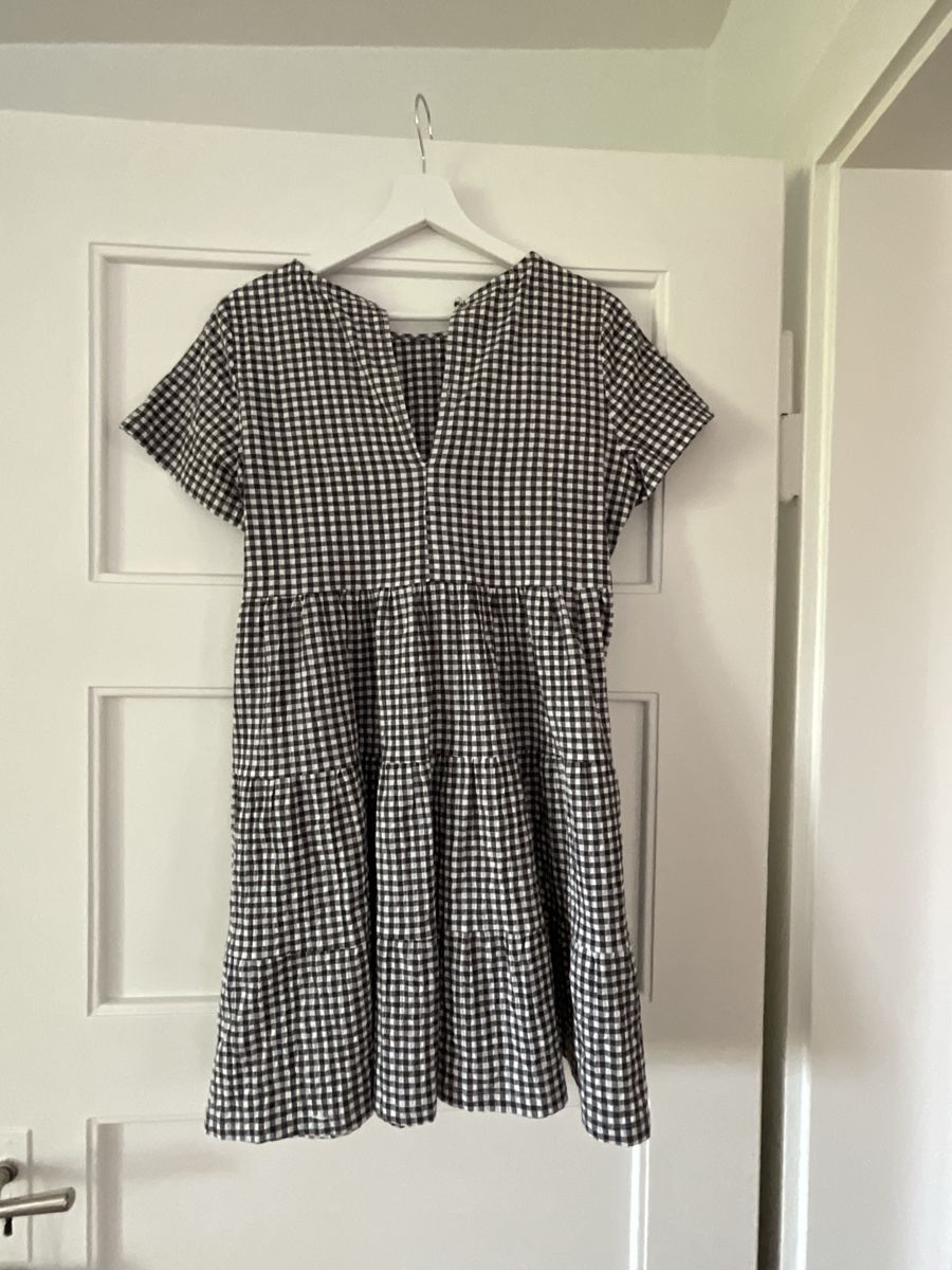 Kleider: huffer dress – Neu (gemäss Beschreibung) aus Zürich von ele_cj6q 1