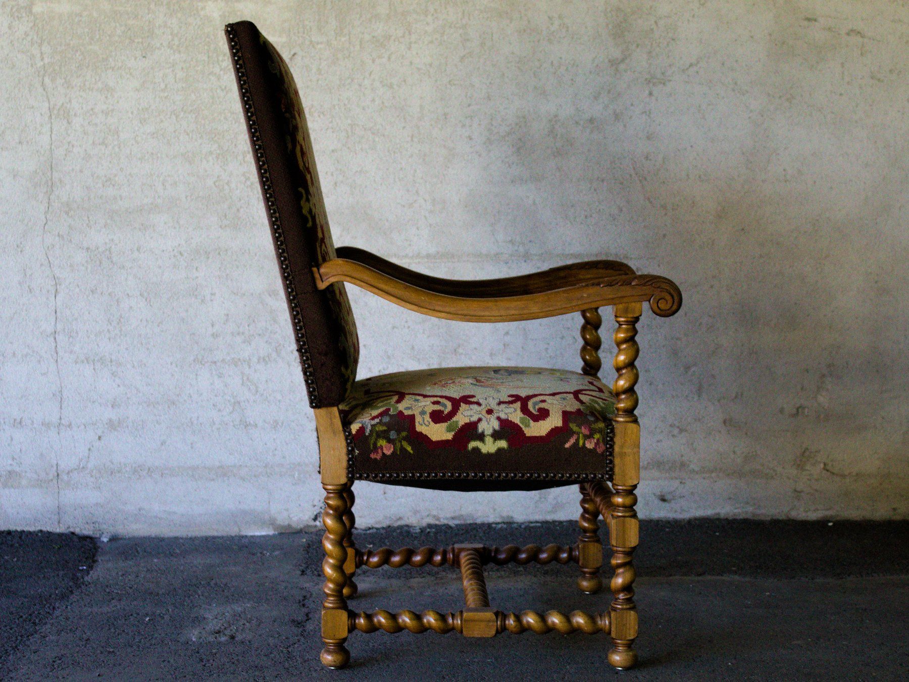 Poltrone: Fauteuil Louis XIV – Usato da Les Mayens-de-Sion venduto da valbroc 1
