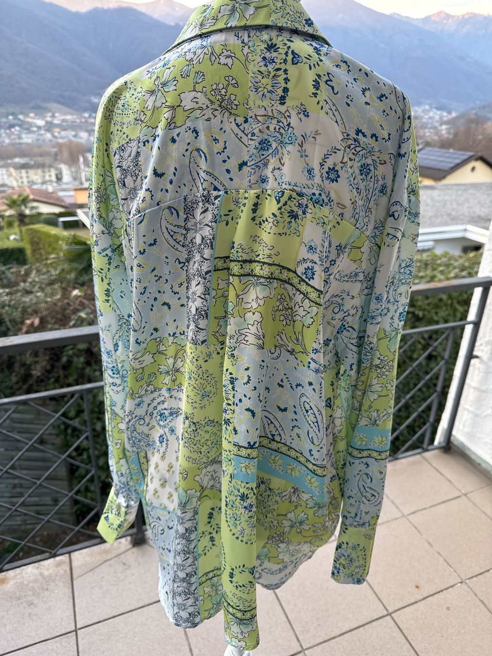 Blusen: Bluse von Chenda Neu (L) – Neu und originalverpackt aus Vezia von sidu03 1