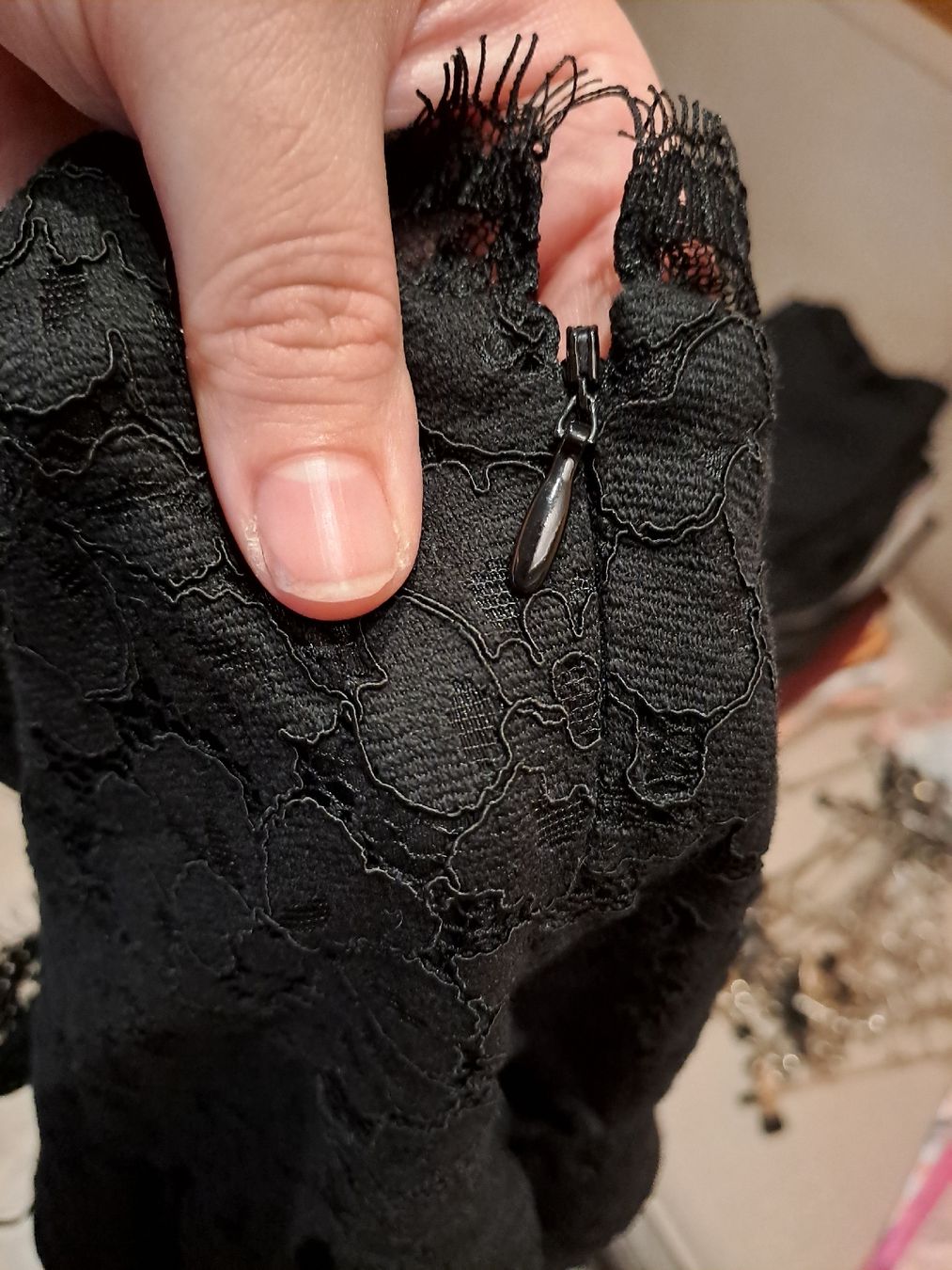 H&M Kleider: H&M Kleid schwarze Spitze Grösse 42 – Neu (gemäss Beschreibung) aus Rickenbach LU von bishiida 4