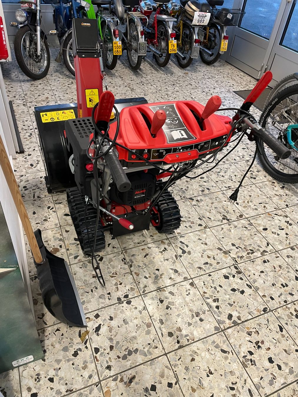 Honda Schneeräumung: Raupen-Schneefräse - 760 Te – Neu (gemäss Beschreibung) aus Lommiswil von eltec-mehring.ch 7