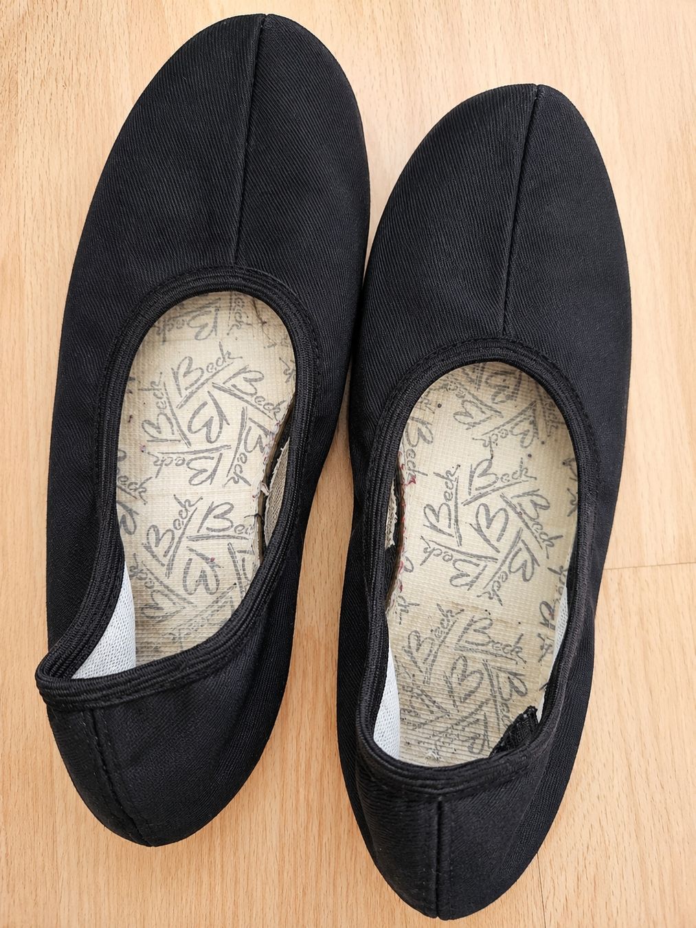 Scarpe da uomo: Gymnastikschuh / Turnschläppli 35 – Usato da Zürich venduto da Kris8050 1