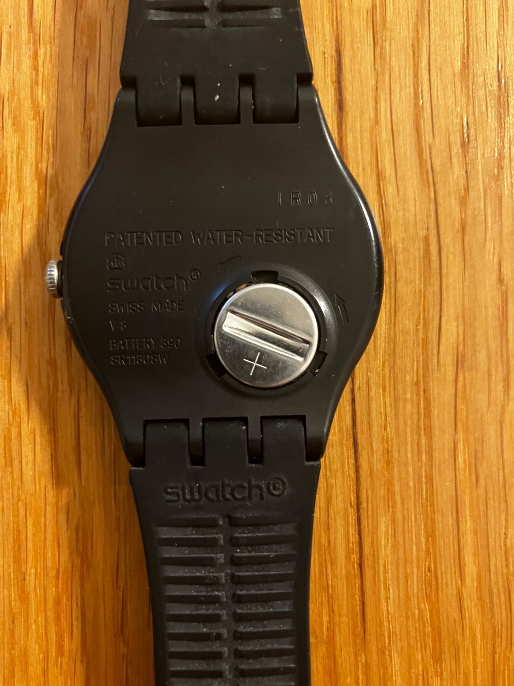 Swatch Uhren: Swatch Uhr "Schwarz mit Muster" – Gebraucht aus St. Gallen von sascha_faerber 2