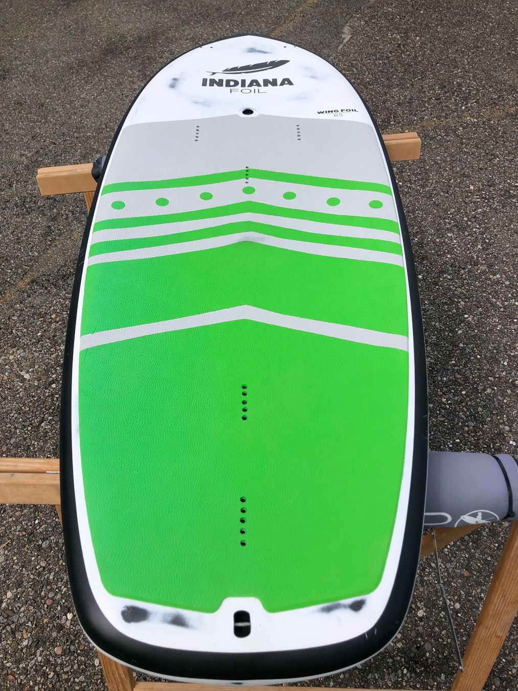 Indiana Surfboards & Schwimmbrette: Indiana Wing Foil Freewave 65 L Carbon – Gebraucht aus Oberrieden von WhiteWaveAG 2
