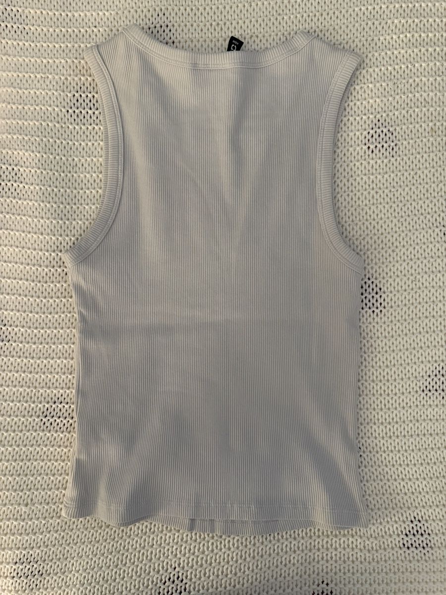 H&M Tops: H&M Top – D'occasion à Binningen par zoemaya 1