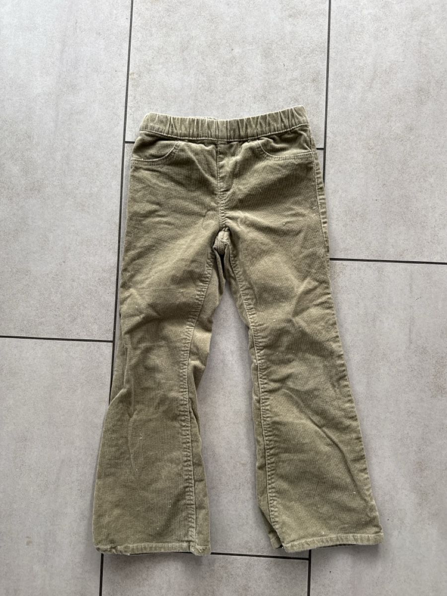 H&M Pantaloni: H&M Cordhose, beigeGr. 116 – Nuovo (secondo la descrizione) da Muolen venduto da Jassii97