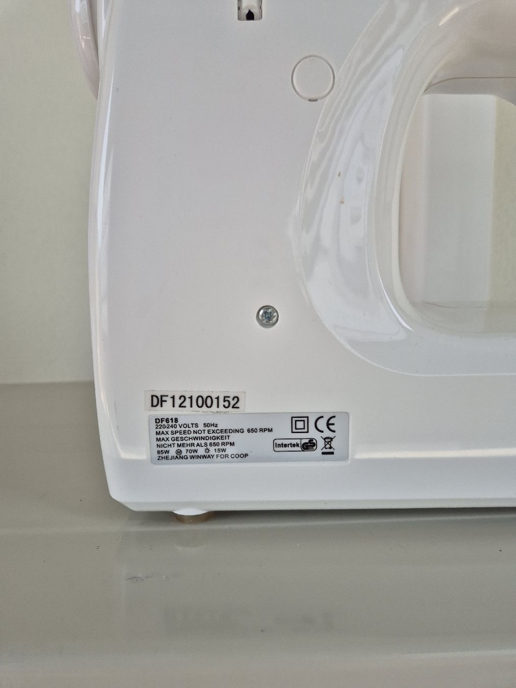 Macchine da cucire: Macchina da cucire Jata Genesis 690 – Nuovo (secondo la descrizione) da Lugano venduto da coccodrillo01 3