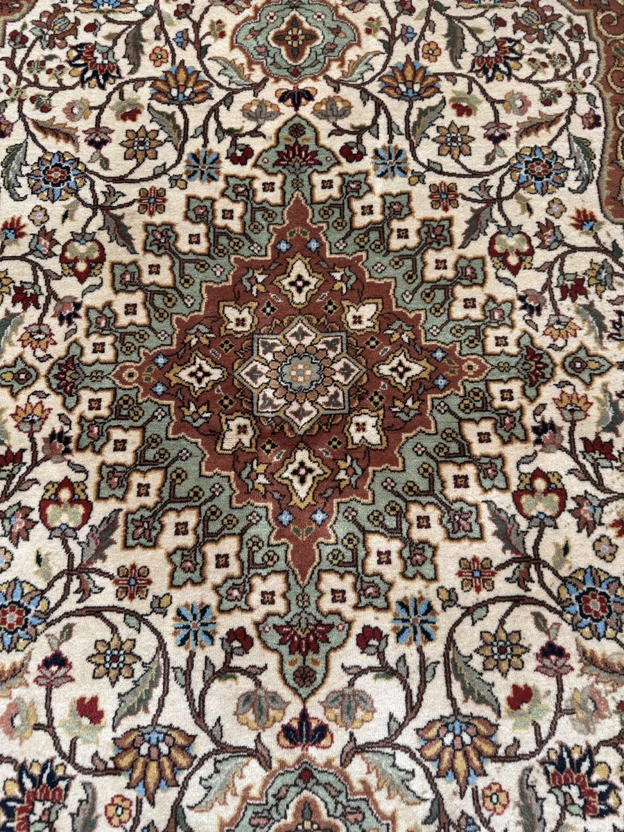 Tappeti: Perserteppich (Tabriz ) – Usato da Chur venduto da Mohammad.miga 4