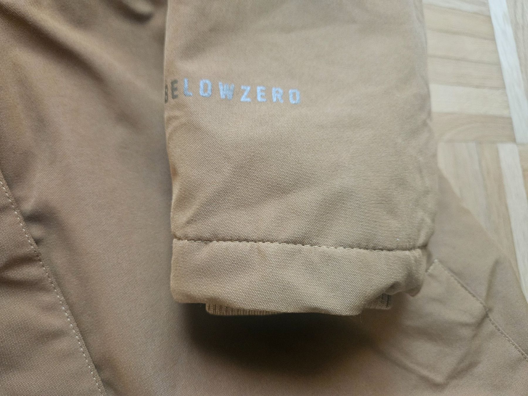 Giacche: Warme Winterjacke BELOWZERO Gr. M, Top Zustand! – Usato da Oberhelfenschwil venduto da tup12 2