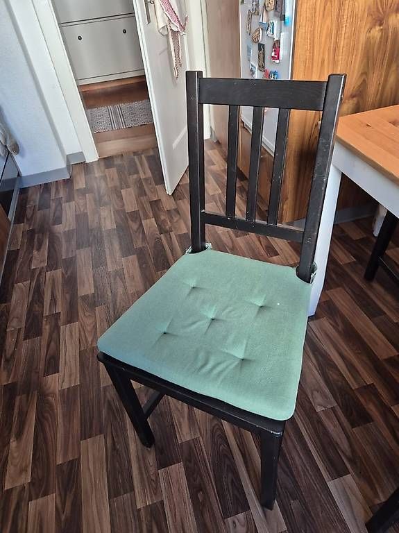 Sedie: 4 black dining chairs  set or individually – Usato da Zürich venduto da sof_pz8l 3