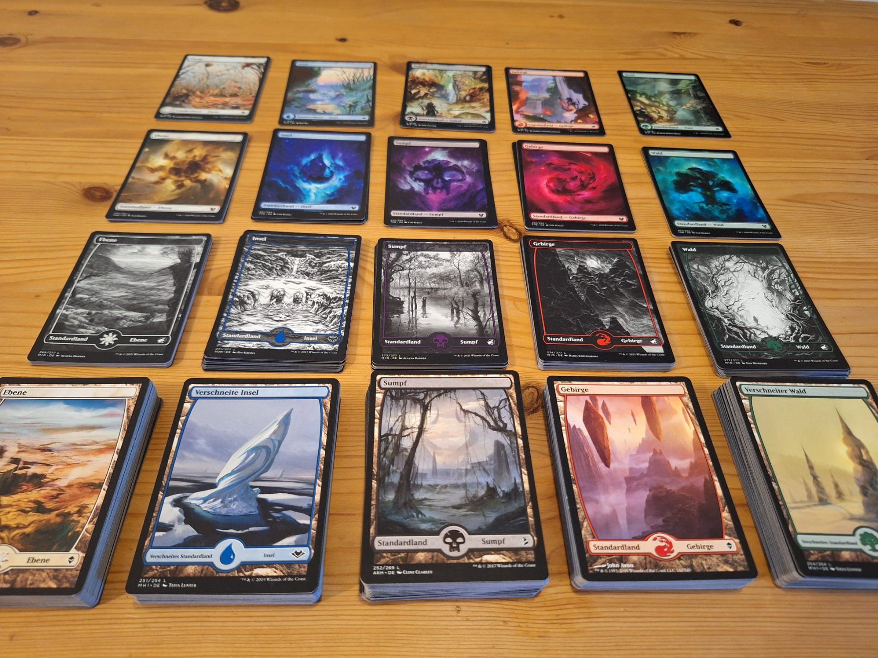 Magic The Gathering Sammelbilder & Trading cards: Magic The Gathering Full Art Basic Lands, über 300 – Gebraucht aus Aarau von