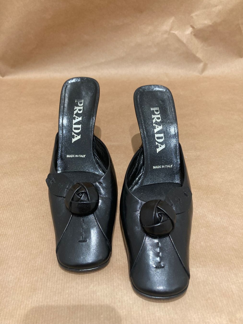 Prada Scarpe da donna: Prada sabot no 35 – Usato da Paradiso venduto da Kayakara 2