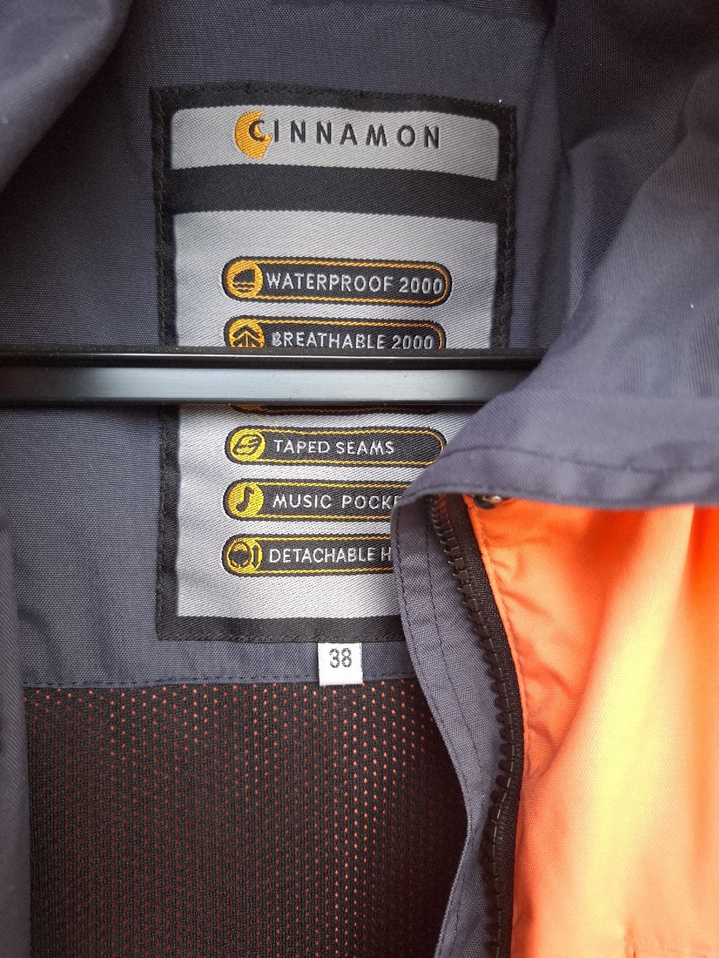 Jacken: veste de ski, Cinnamon waterproof,  taille 38 – Gebraucht aus Saignelégier von mar_kf97 2