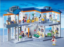 Playmobil Grosses Krankenhaus + viel extra Zubehör 