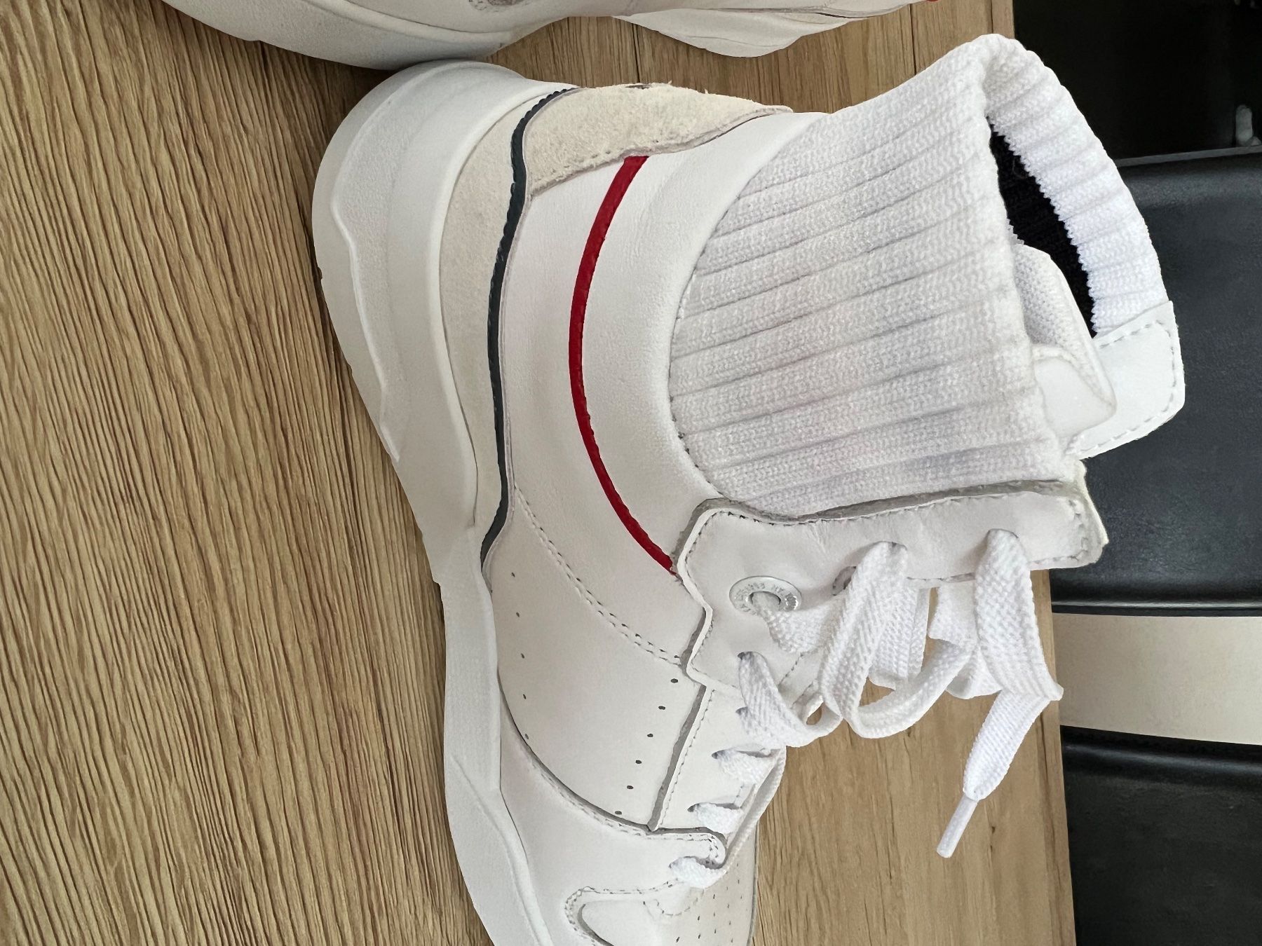 Tommy Hilfiger Scarpe da donna: Sneakers Tommy Hilfiger – Nuovo (secondo la descrizione) da La Chaux-de-Fonds venduto da GabrielaKlein 8