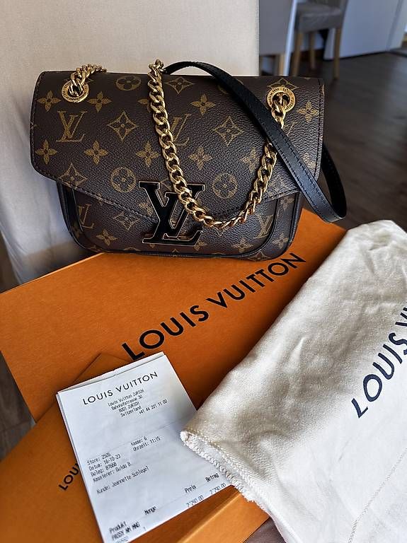 Borse da donna: Louis Vuitton Passy Tasche-elegant & zeitlos – Usato da Männedorf venduto da mih_dv9h 1