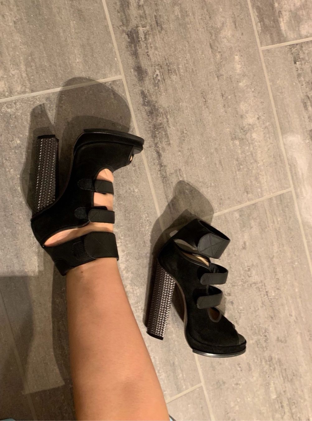 Damenschuhe: Sandalen mit Absatz, Schuhe, N 21 original – Gebraucht aus Zell LU von AliAli24 2