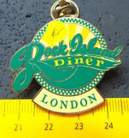 ROCK ISLAND DINER LONDON PIN ENAMEL SILBRIG