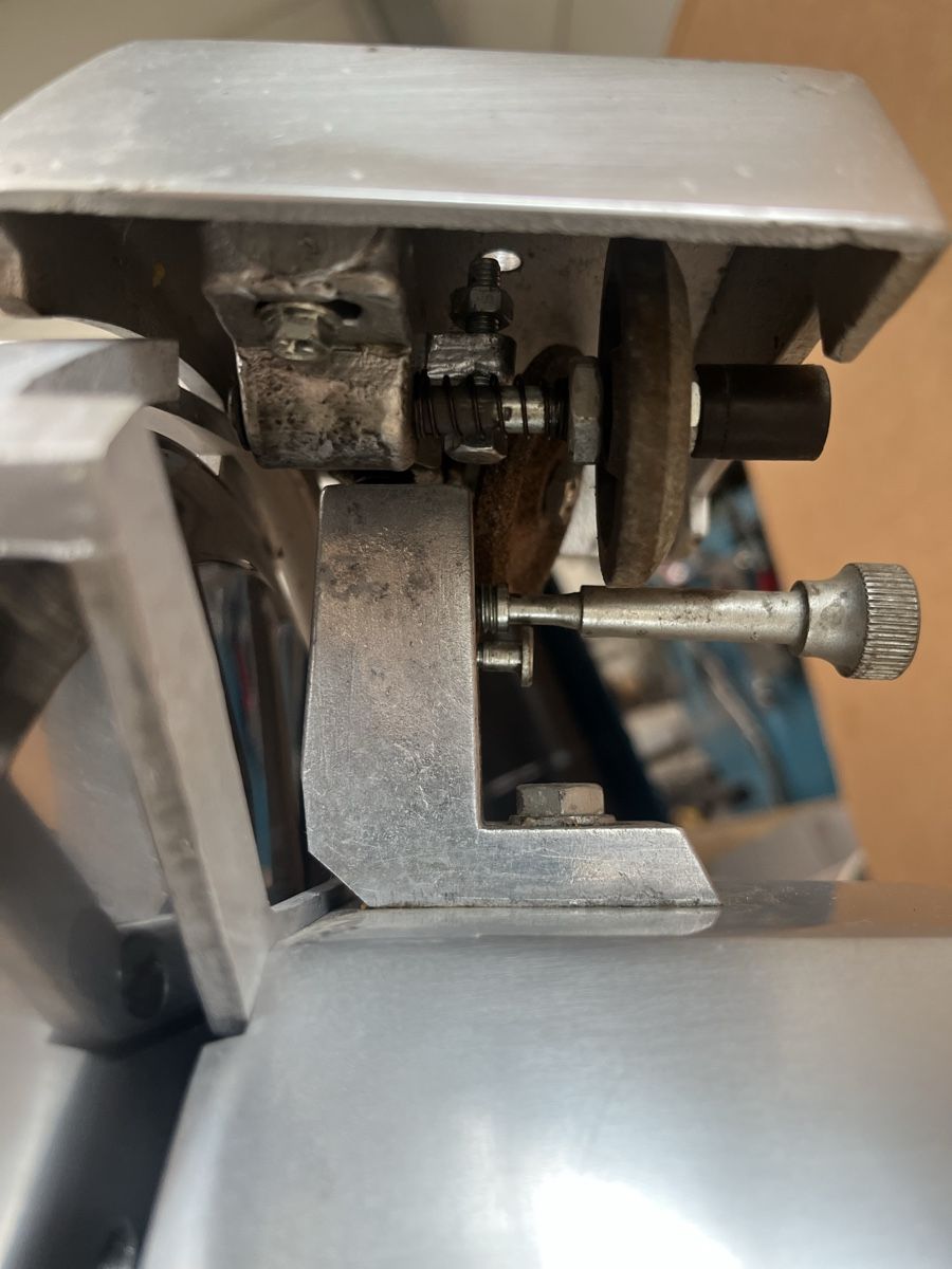 Fero Elettrodomestici da cucina: Fero Aufschnittmaschine – Usato da Plaffeien venduto da LaBraina 3