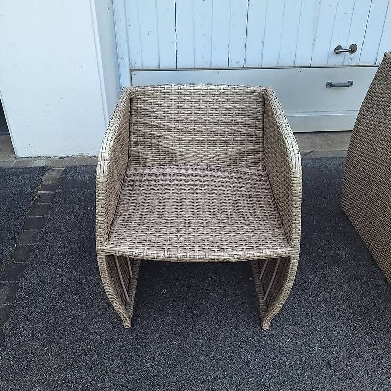 Set de table et chaises: Balkontisch mit 2 Stühle  – D'occasion à Luzern par Teddybaer_Luzern 3