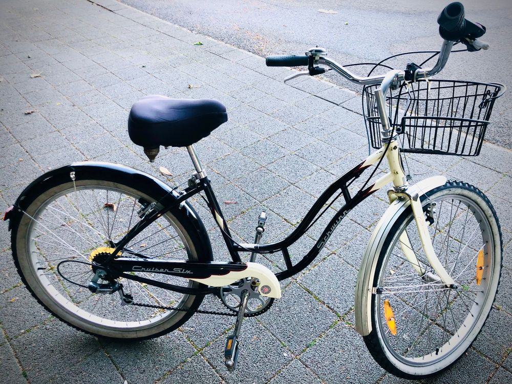 schwinn cruiser six