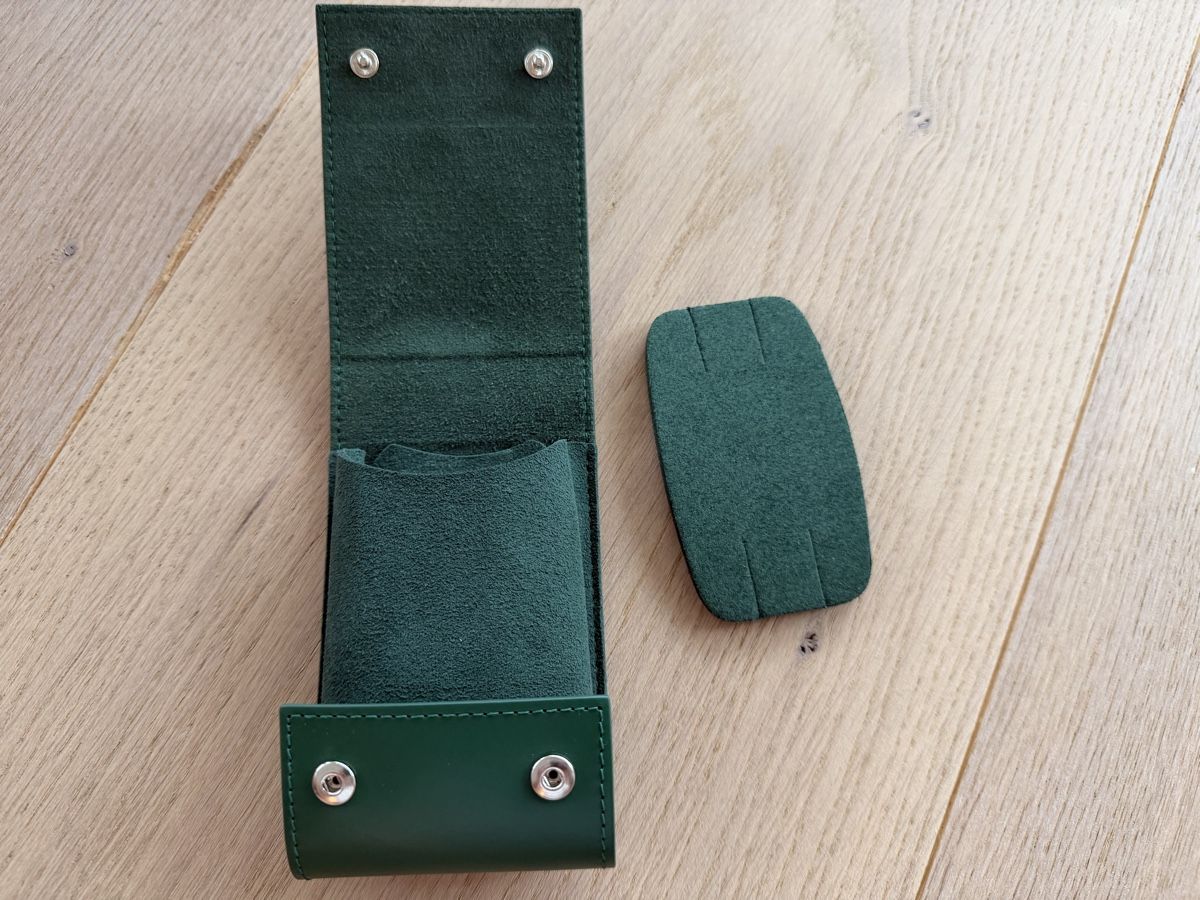 Scatole porta orologi: Rolex Uhrenetui Neu – Nuovo e nell'imballaggio originale da Emmenbrücke venduto da Van92 1