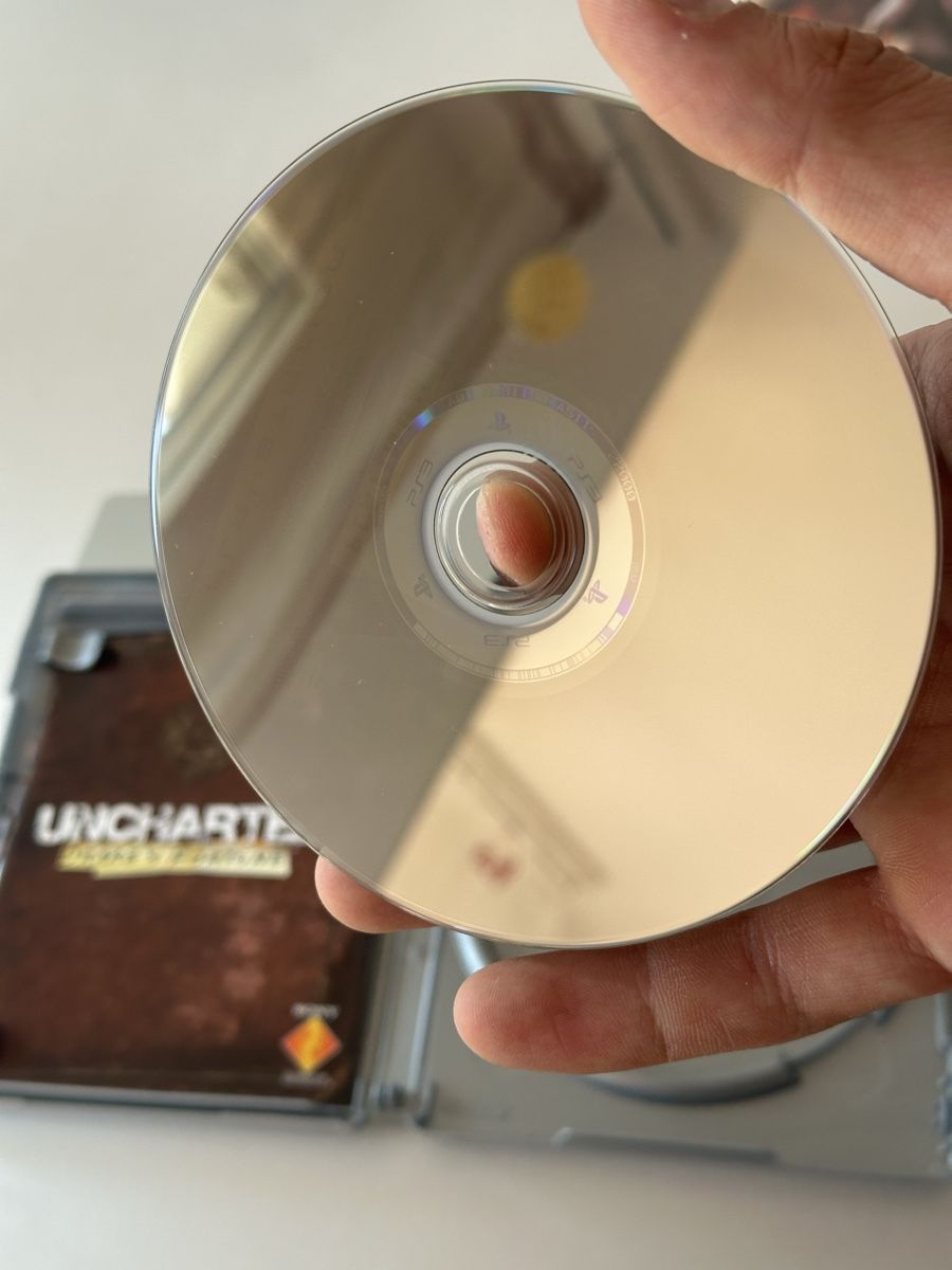Giochi: Uncharted Drake's Fortune PS3 Platinum Edition game – Nuovo (secondo la descrizione) da Herrliberg venduto da psm_67l5 2