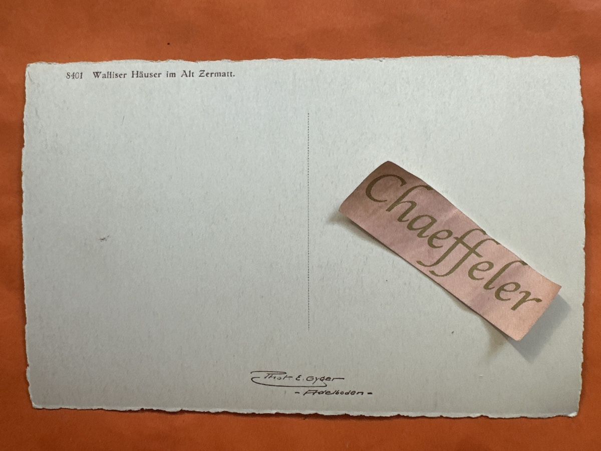 Cartes postales: Ansichtskarte Walliser Häuser im alten Zermatt  – D'occasion à Zürich par Chaeffeler 1