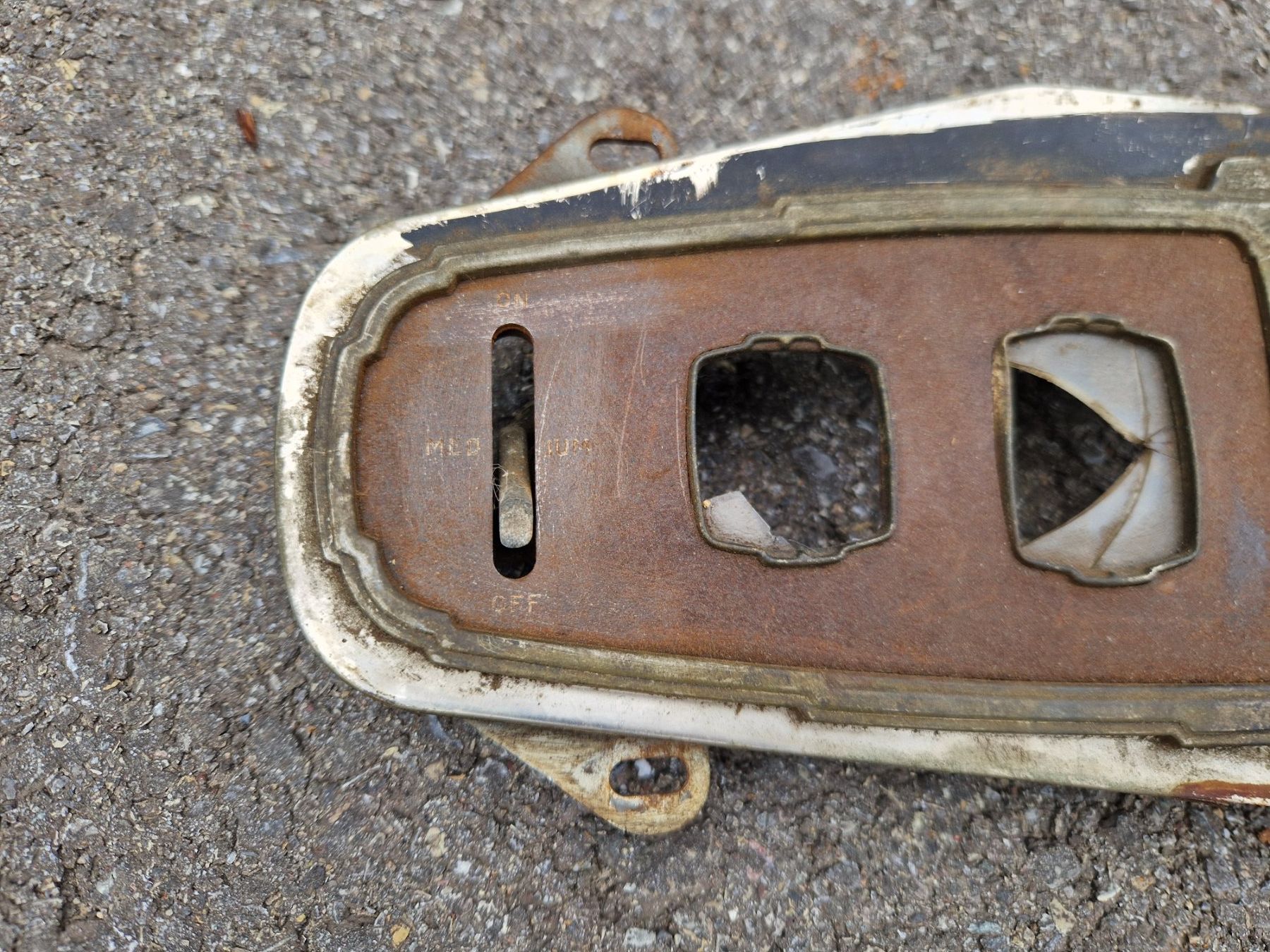Buick Tutti pezzi di ricambio auto: Buick Oldtimer Auto Armaturenbrett ca.1931 / Vorkrieg – Difettoso da Dürnten venduto da Bachtel84 1