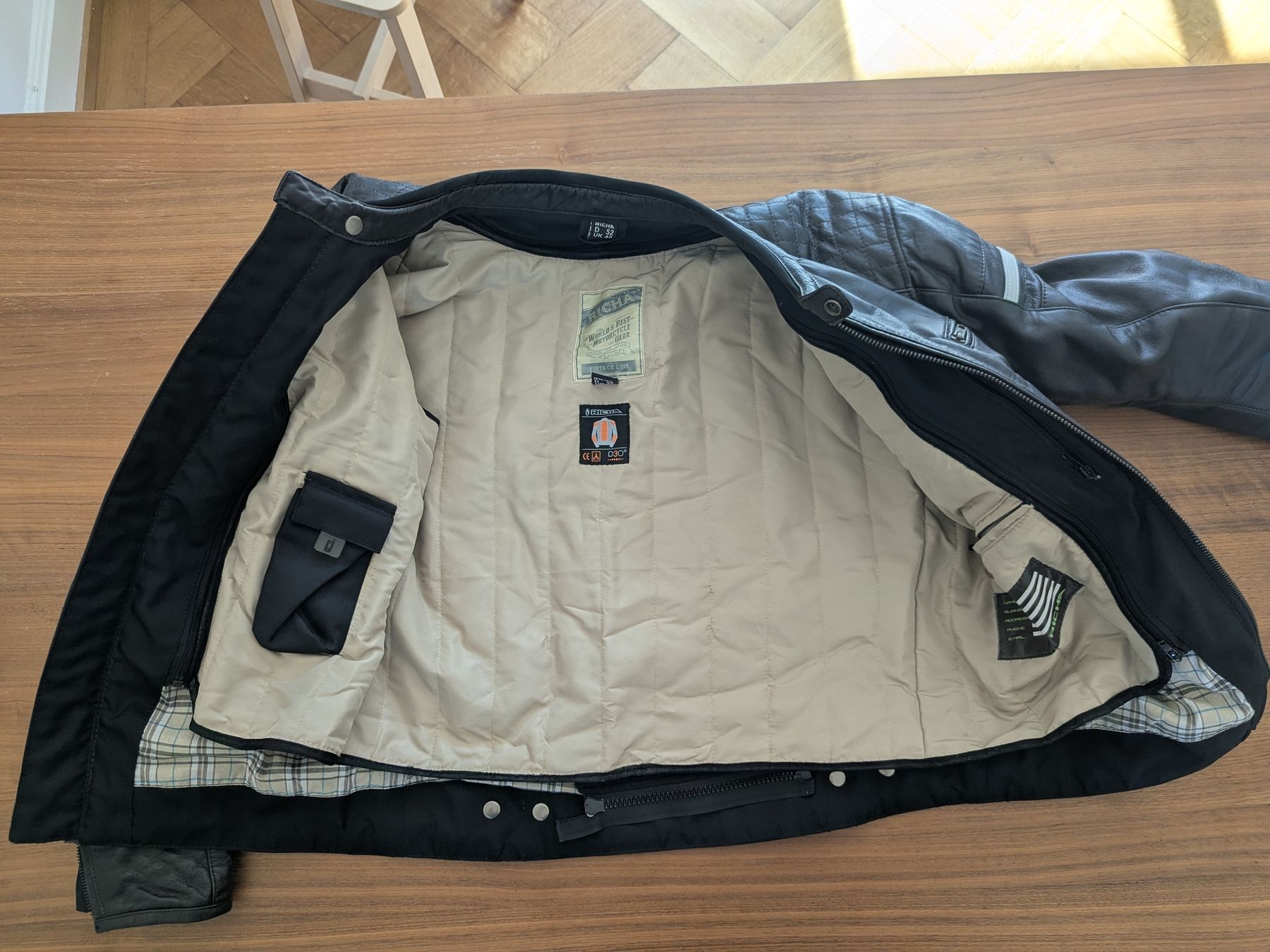 Giacche: Motorbike protective jacket - Richa - leather – Nuovo (secondo la descrizione) da Kilchberg ZH venduto da jeandaniel.browne 1