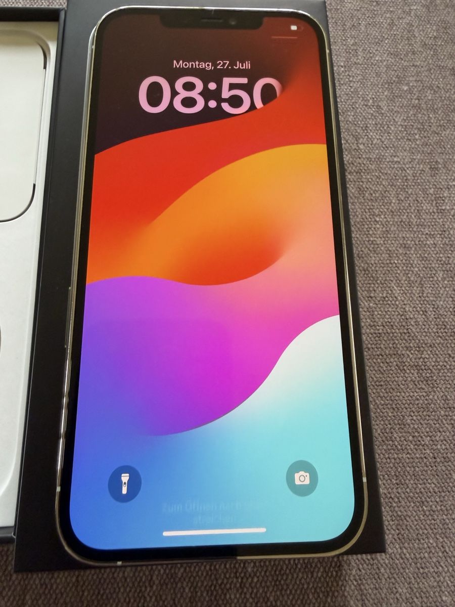 Apple Telefoni cellulari / Smartphones: Apple iPhone 12 Pro Max 512GB guter Zustand – Usato da Ennetmoos venduto da Raragon