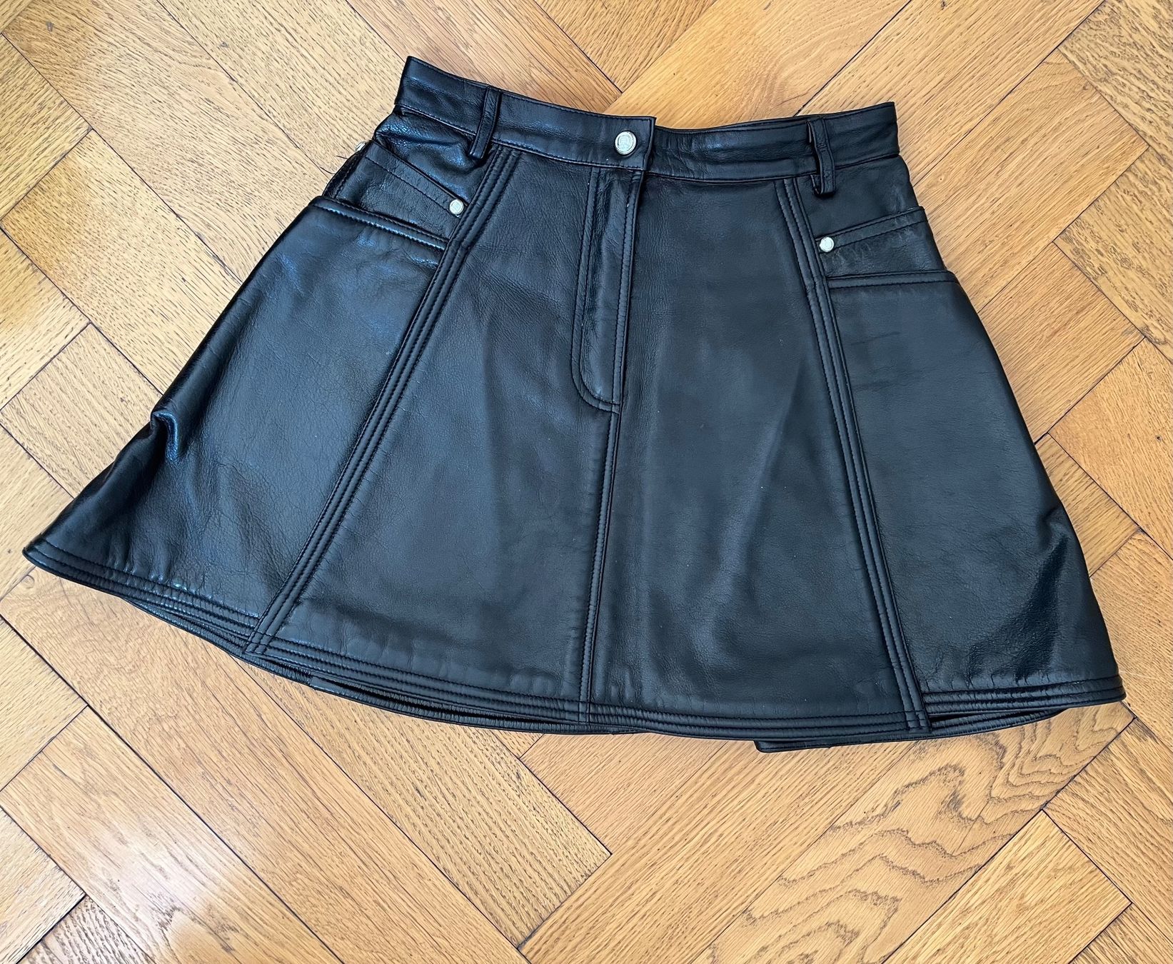 Balmain Gonne: Balmain, mini jupe cuir, runway – Usato da Genève venduto da dachaw 2