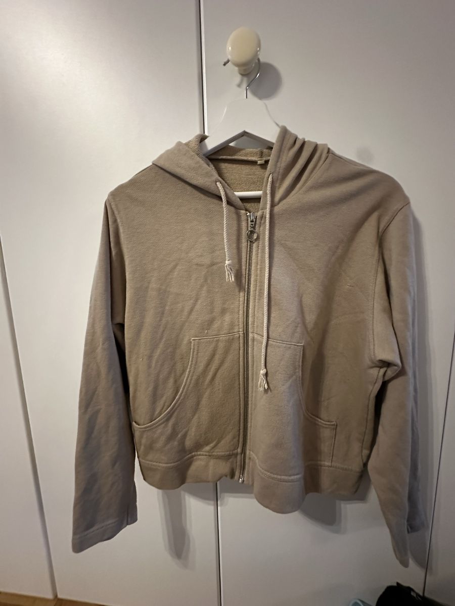 Pullover & Sweatshirts: Pullover – Gebraucht aus Volketswil von ben_9s6x